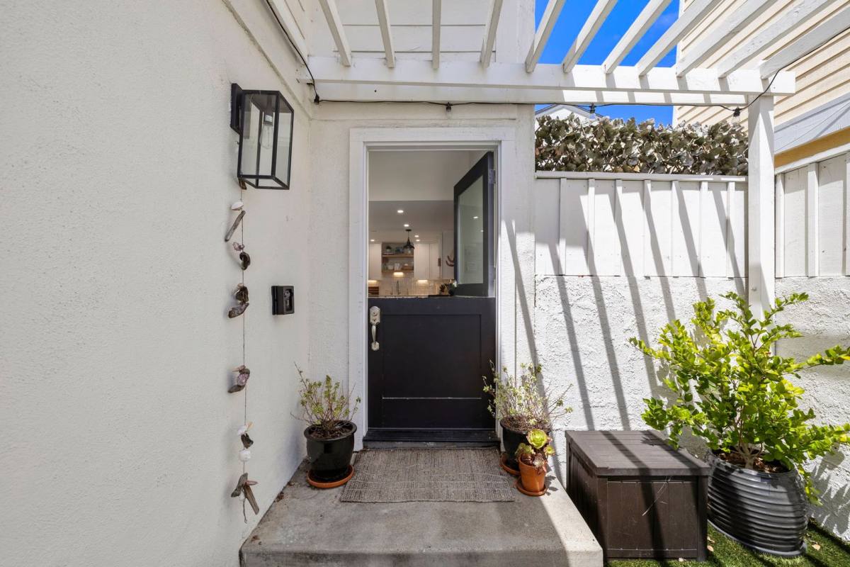 House for rent at 32971 Avenida Del Rosal, San Juan Capistrano, CA 92675