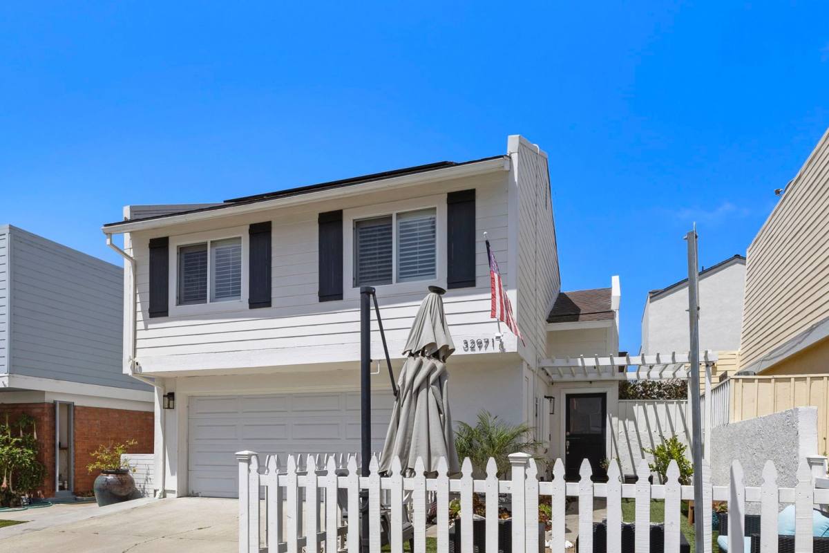 House for rent at 32971 Avenida Del Rosal, San Juan Capistrano, CA 92675