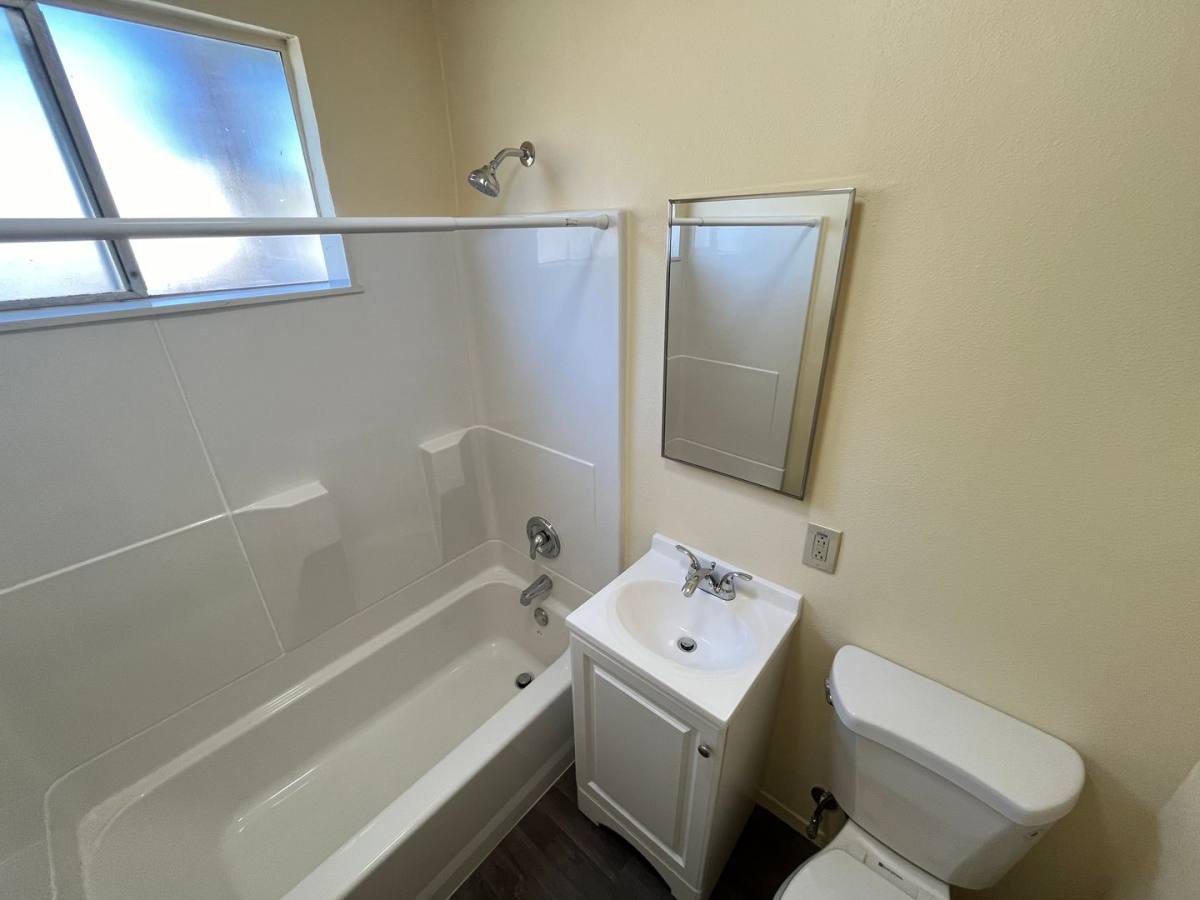 Apartment for rent at 501-509 W Chestnut Ave, Lompoc, CA 93436