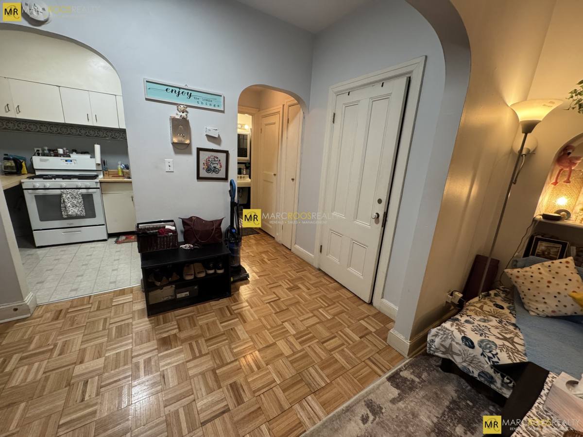 Apartment for rent at 249 Commonwealth Ave, Boston, MA 02116