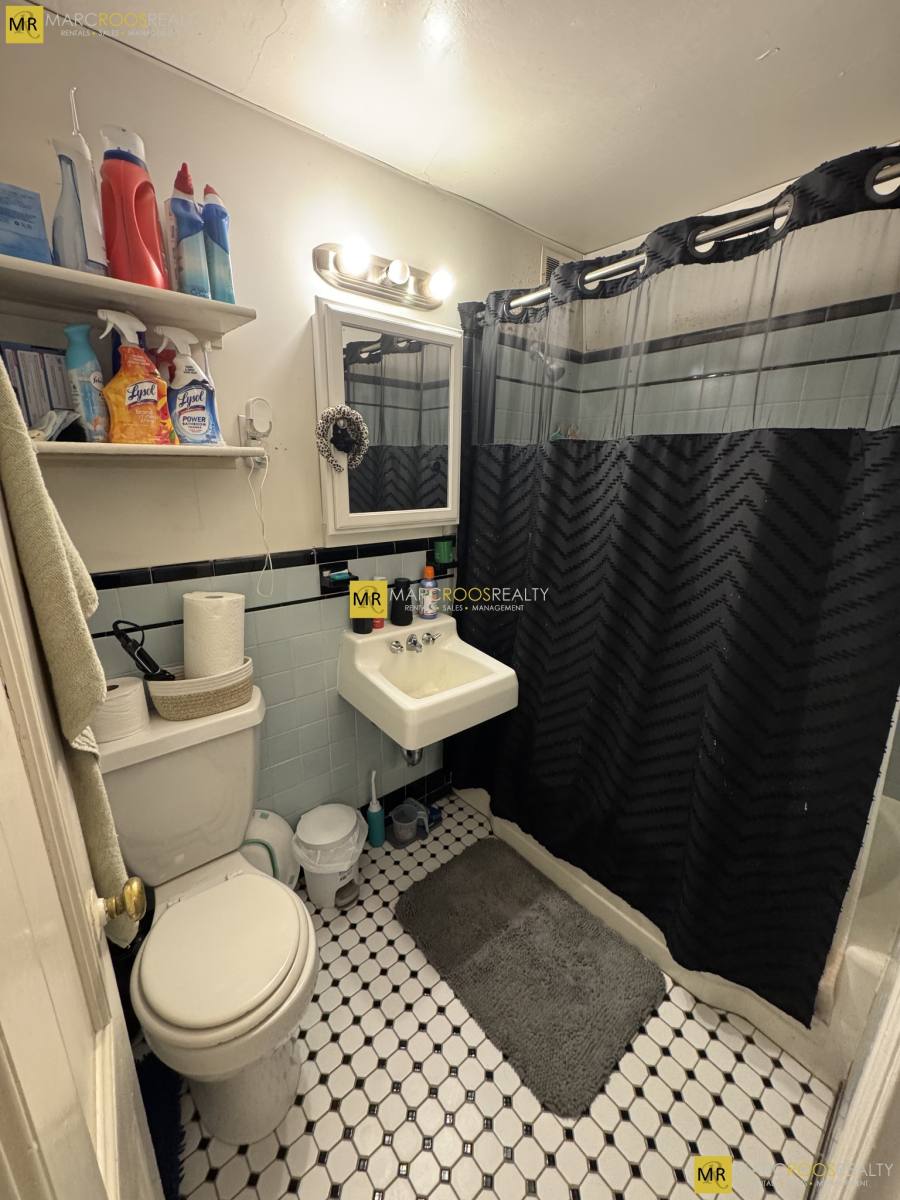 Apartment for rent at 249 Commonwealth Ave, Boston, MA 02116
