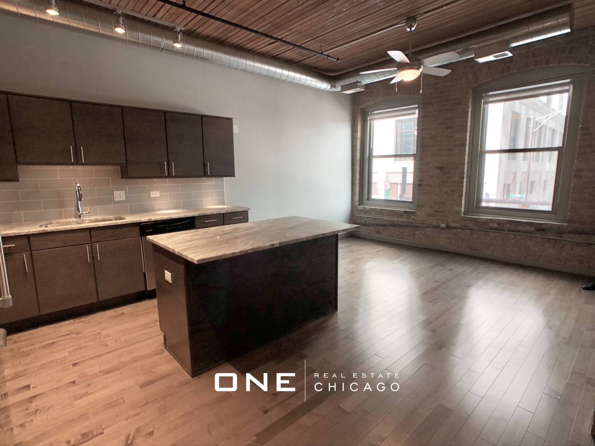 Apartment for rent at 433 E Illinois, Chicago, IL 60611