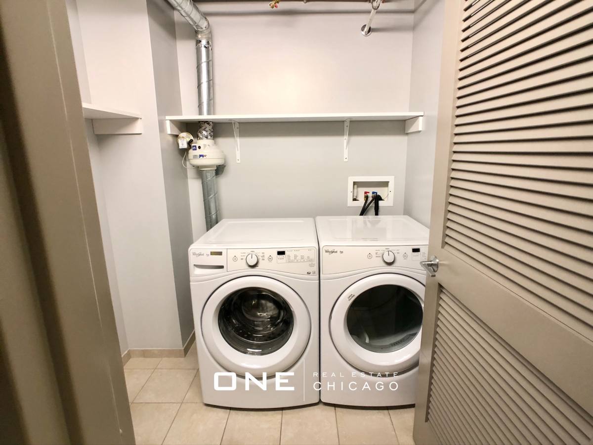 Apartment for rent at 433 E Illinois, Chicago, IL 60611