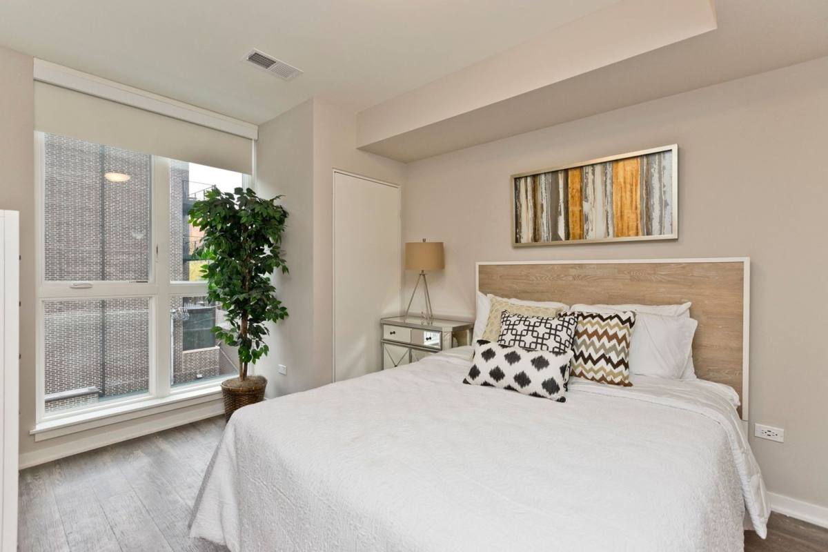 Apartment for rent at 1552 N Park Ave #611, Chicago, IL 60610