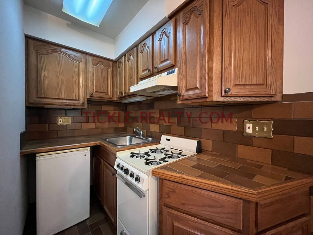Apartment for rent at 9 Birch Crescent, Rochester, NY 14607