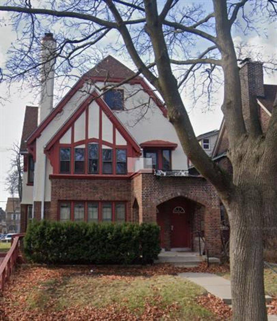 Apartment for rent at 3035 N Stowell Ave, Milwaukee, WI 53211