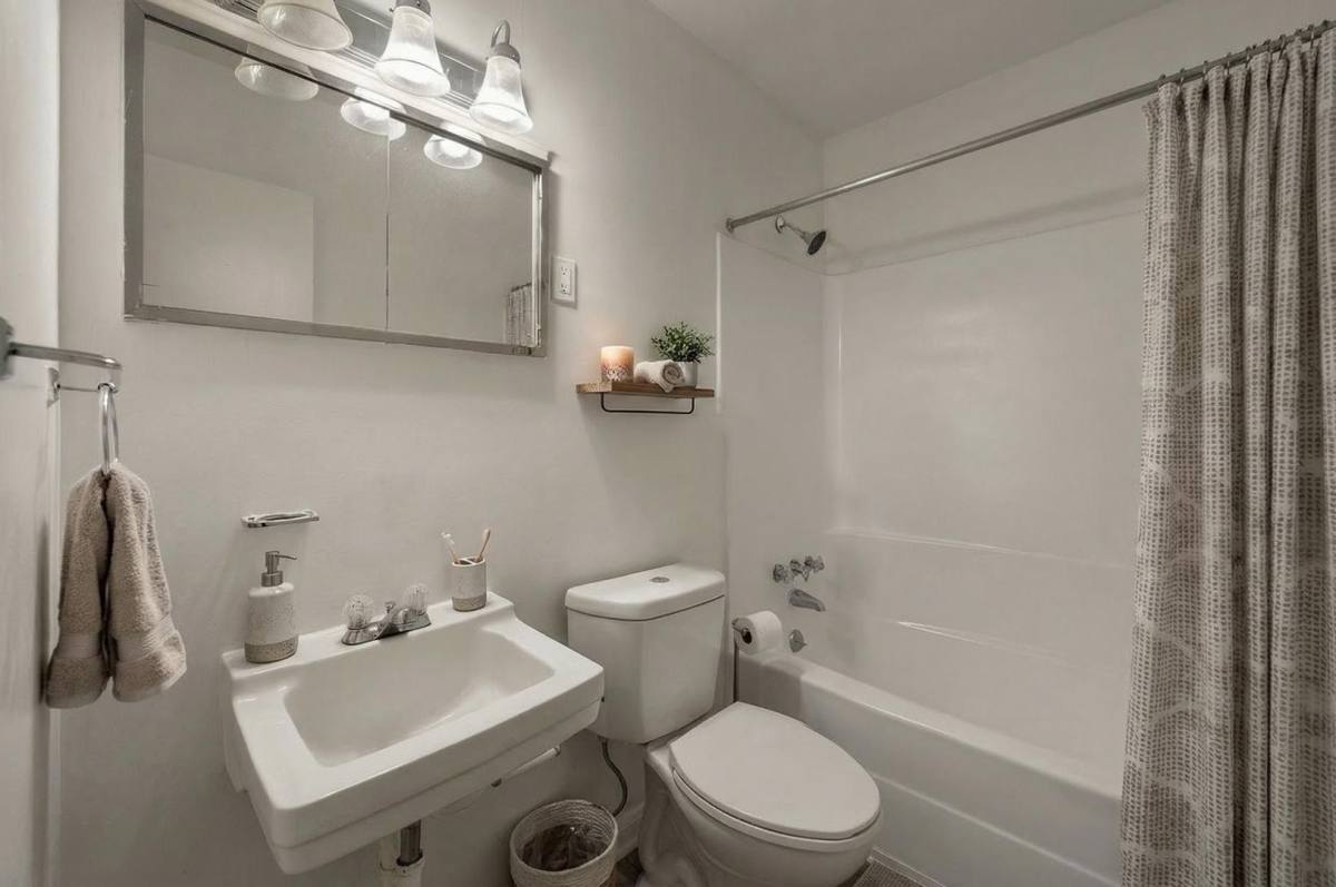 Apartment for rent at 196 Highway 49 W, Milledgeville, GA 31061
