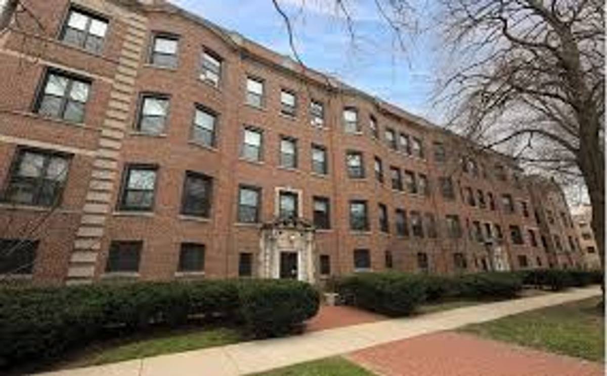 Apartment for rent at 201 Kedzie St #BSMT, Evanston, IL 60202