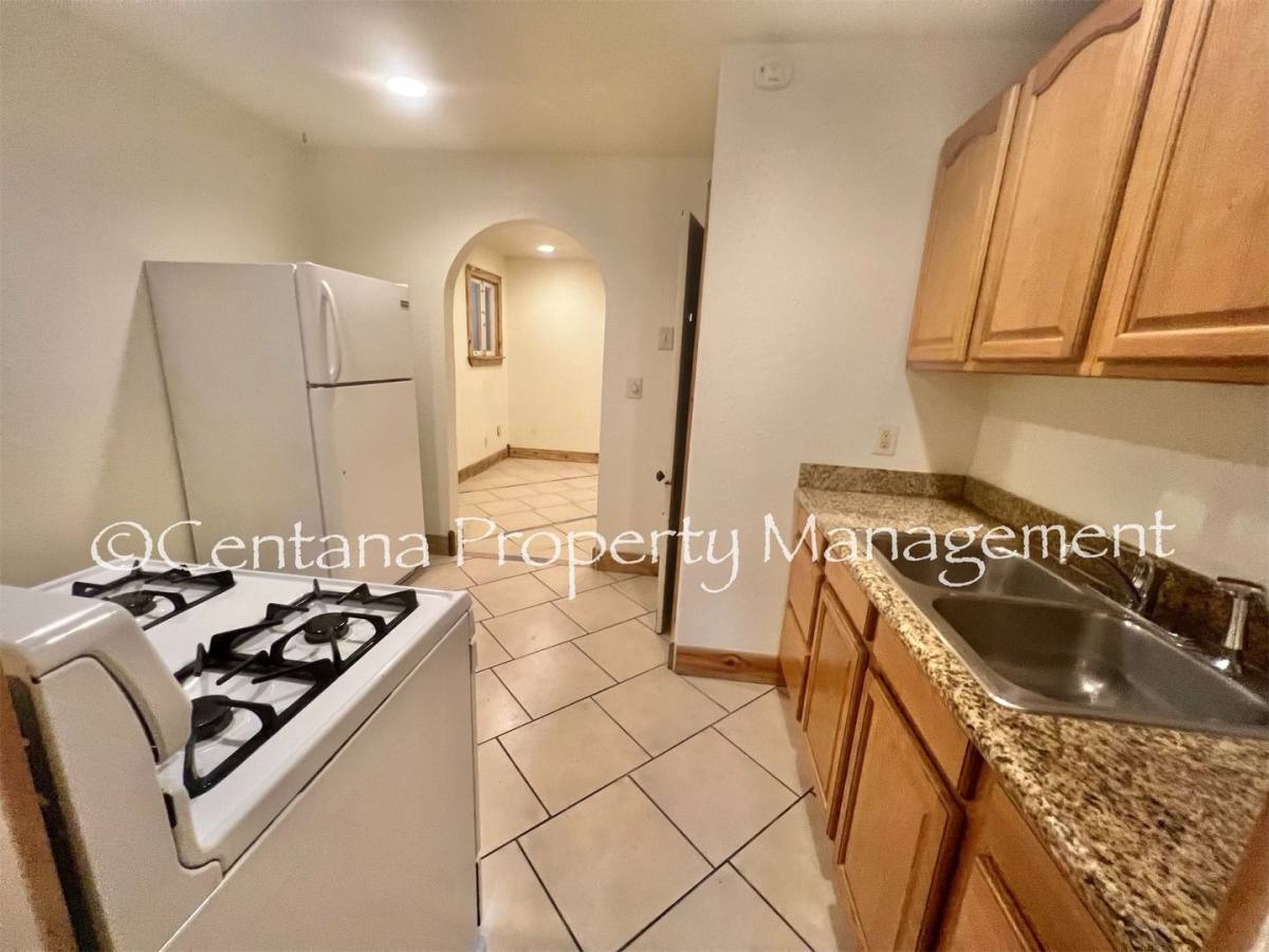 Apartment for rent at 725-727 S Wyoming, Butte, MT 59701