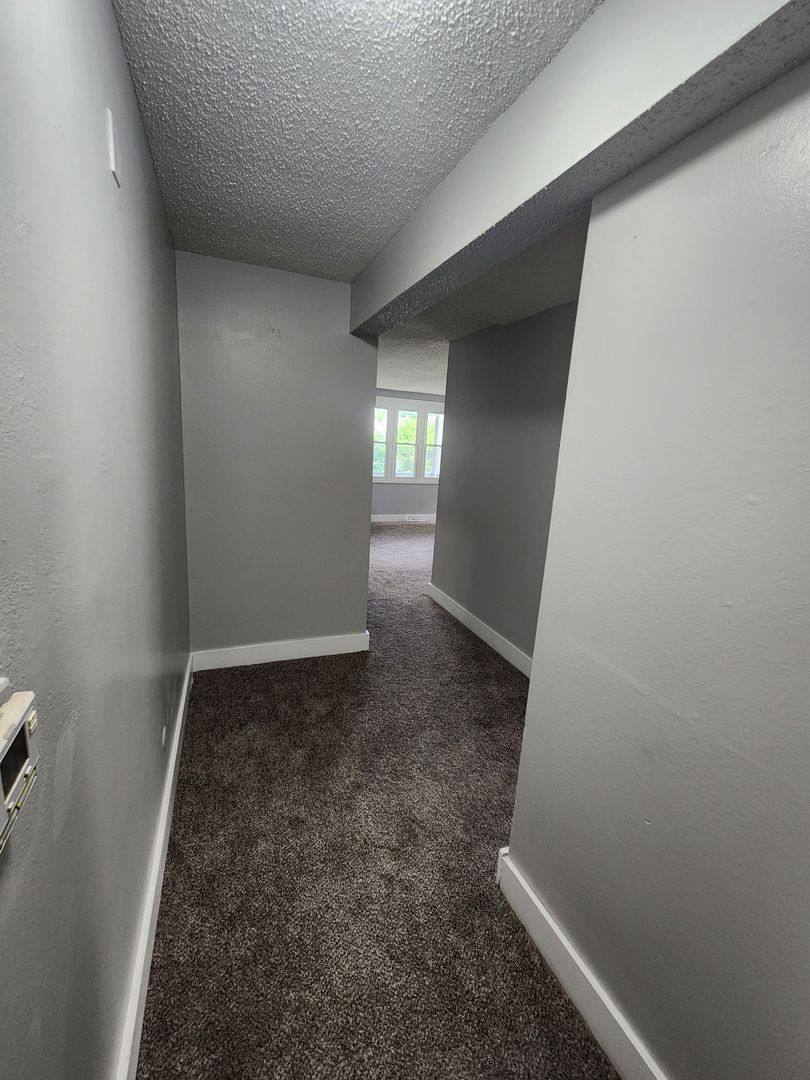 House for rent at 621 W 15th St, Davenport, IA 52803