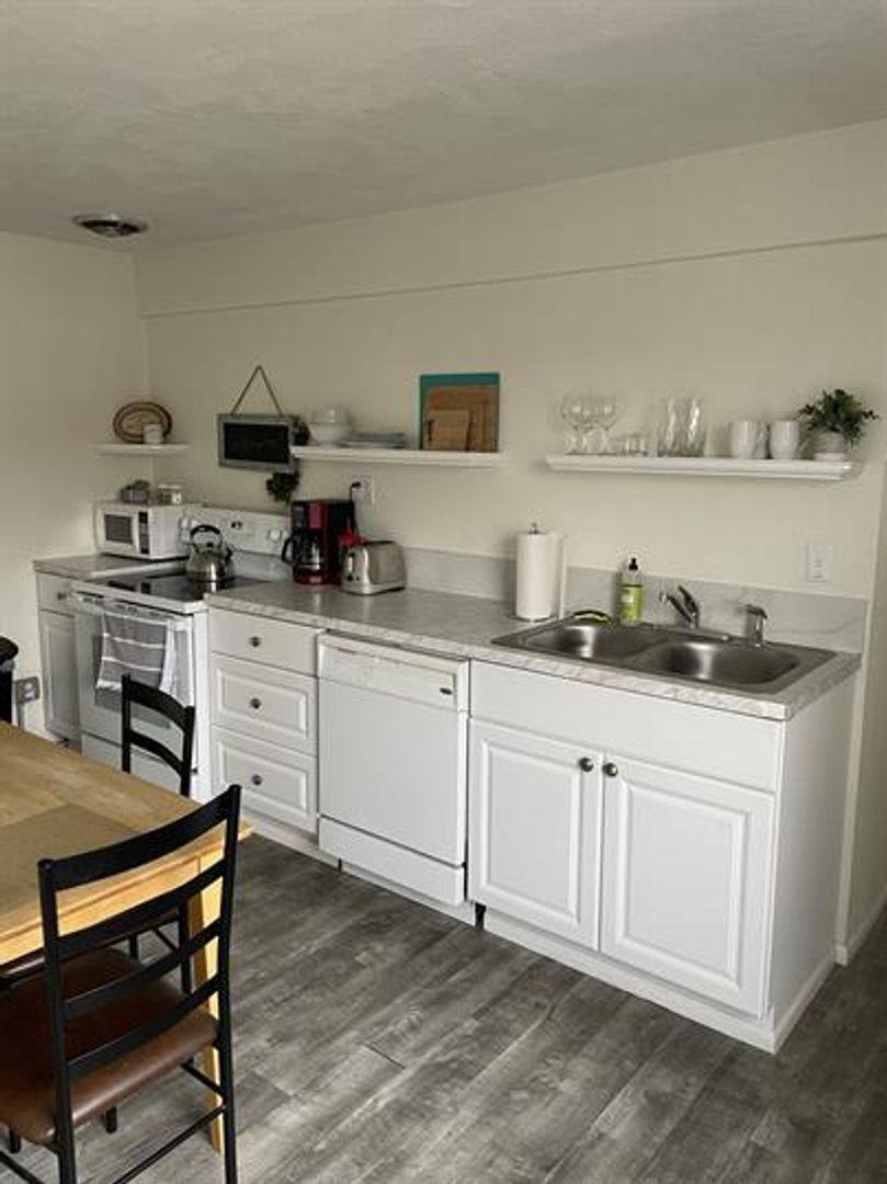 Apartment for rent at 521 S Jackson St, Moscow, ID 83843
