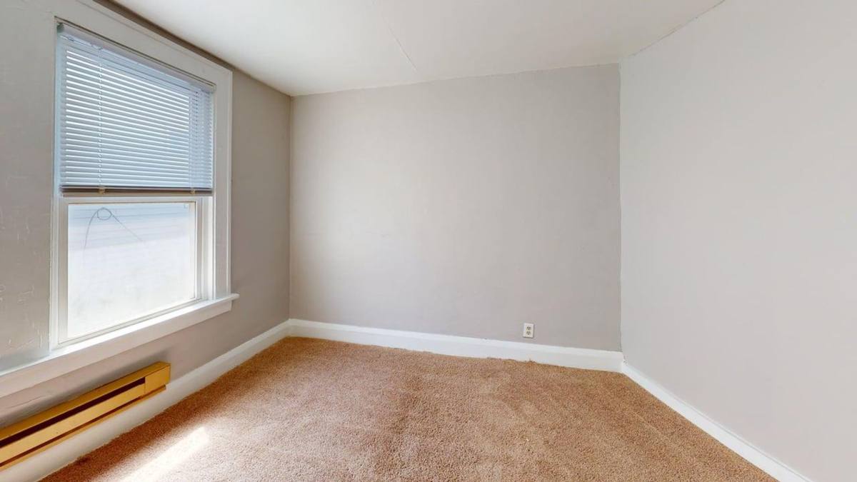House for rent at 11813 Dove Ave, Cleveland, OH 44105