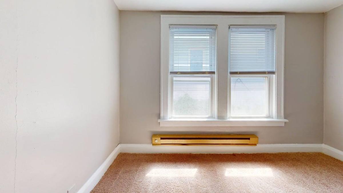 House for rent at 11813 Dove Ave, Cleveland, OH 44105