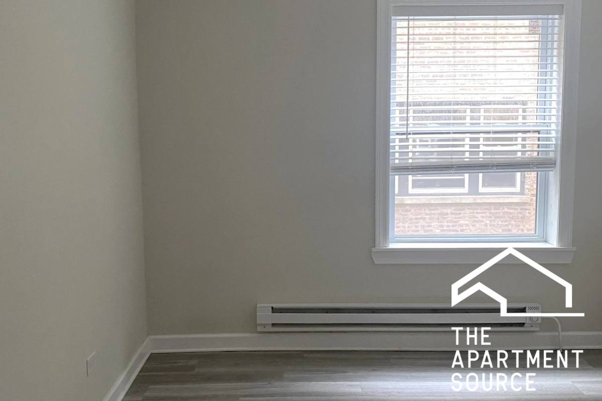 Apartment for rent at 839 W Cornelia Ave #1S, Chicago, IL 60657