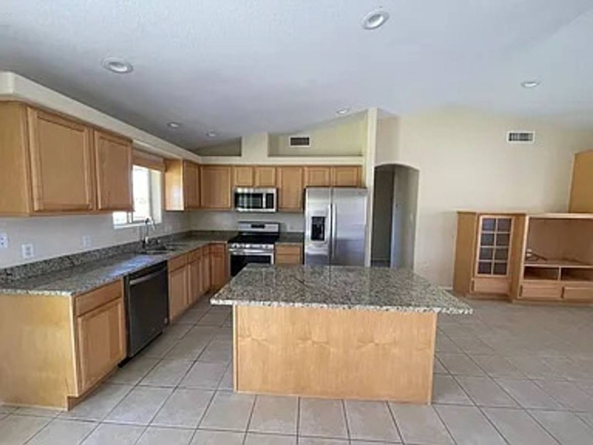 House for rent at 11578 E 27th Place, Yuma, AZ 85367