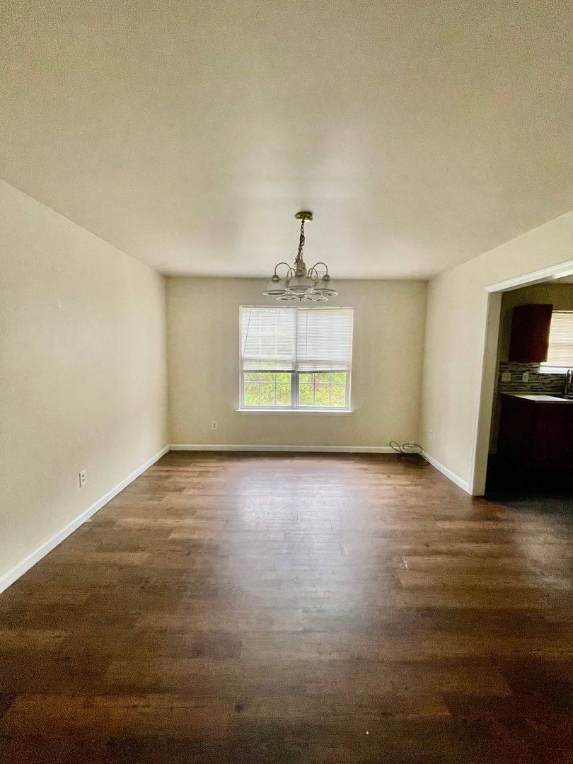 Townhouse for rent at 5104 Brooktree Dr, Charlotte, NC 28208