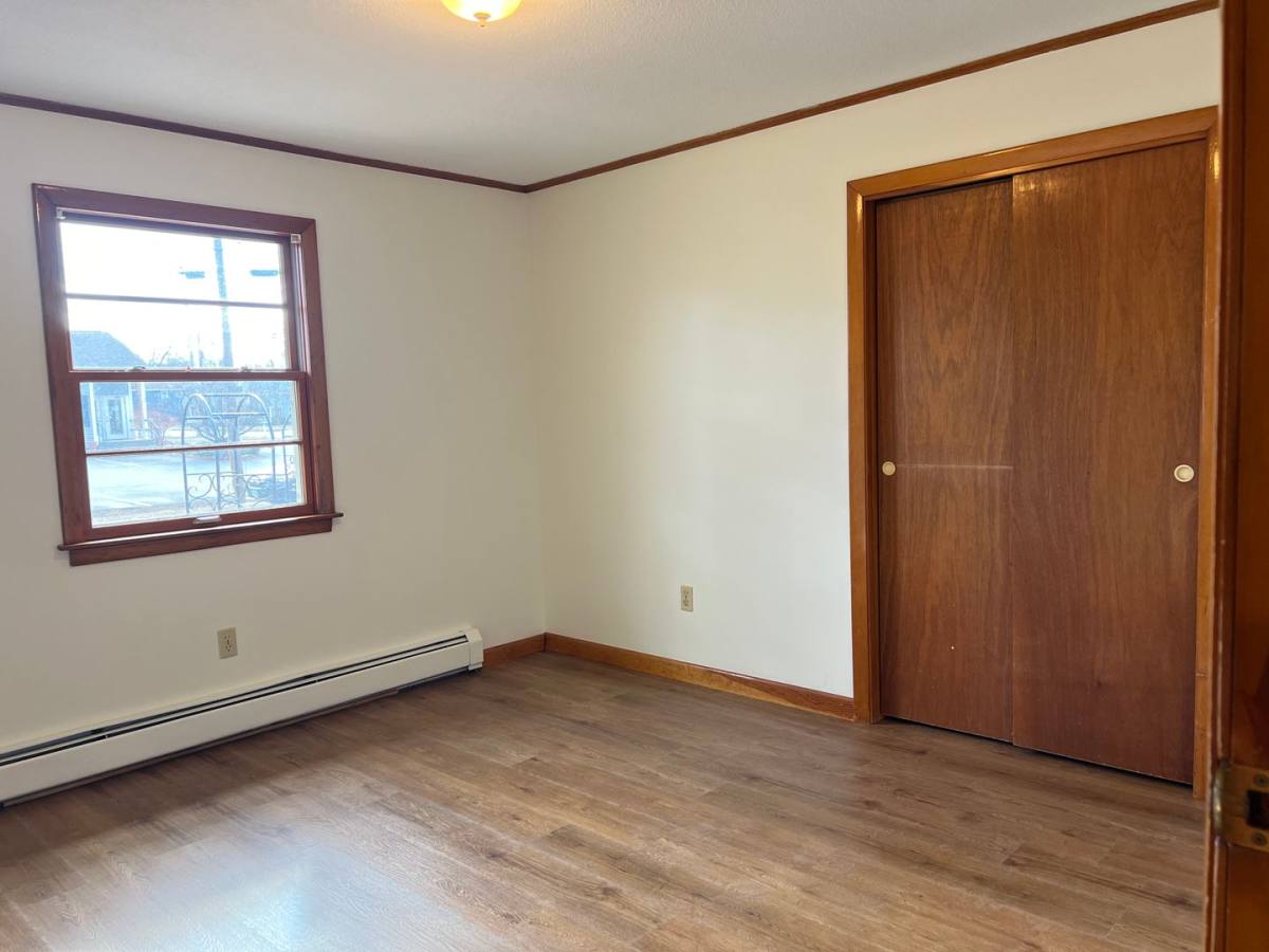 House for rent at 21 Devin St, White River Junction, VT 05001