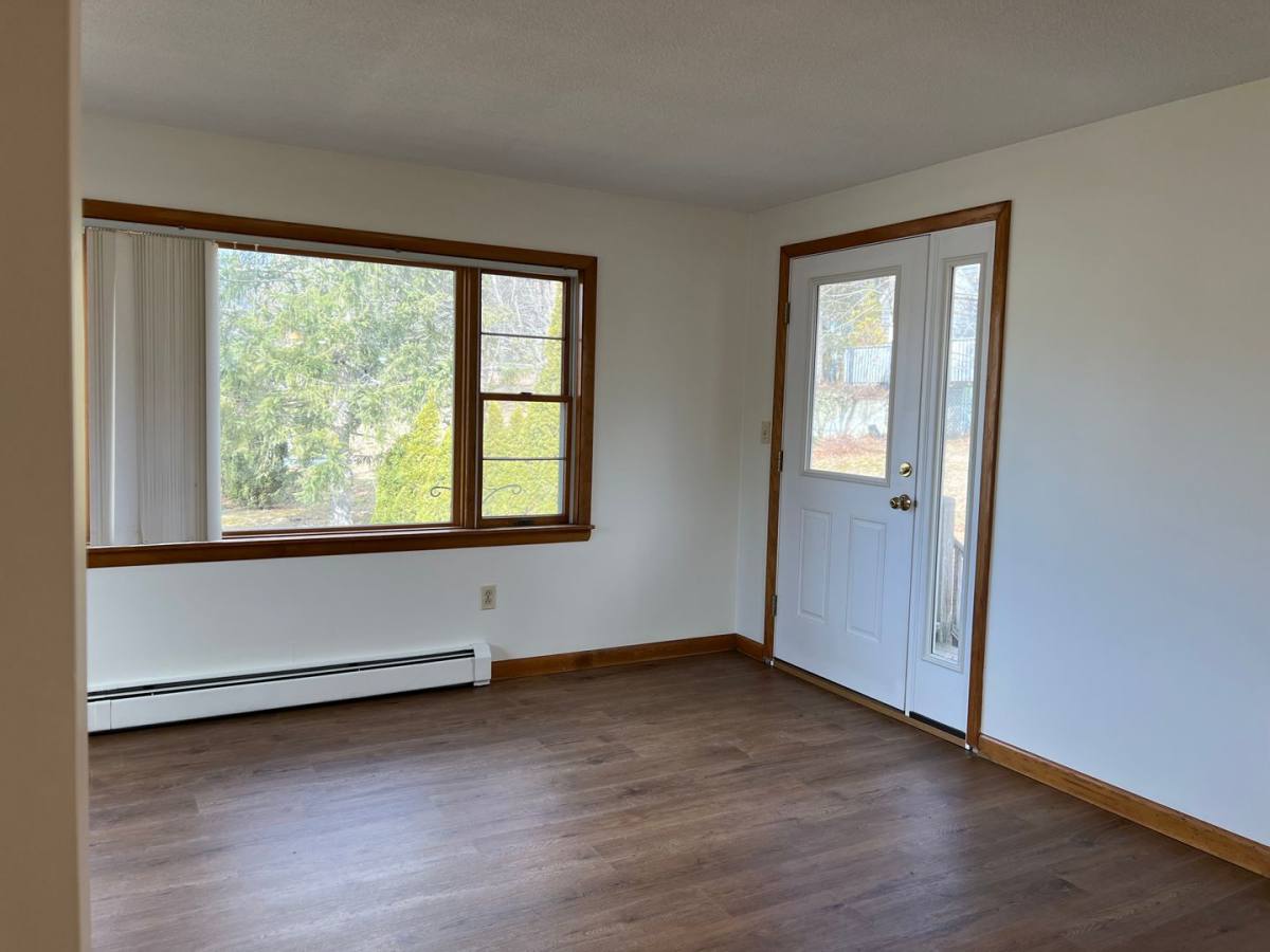 House for rent at 21 Devin St, White River Junction, VT 05001