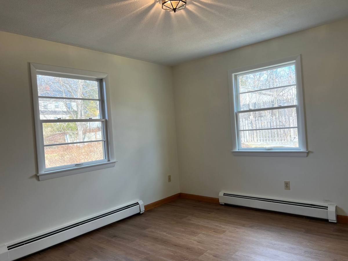 House for rent at 21 Devin St, White River Junction, VT 05001