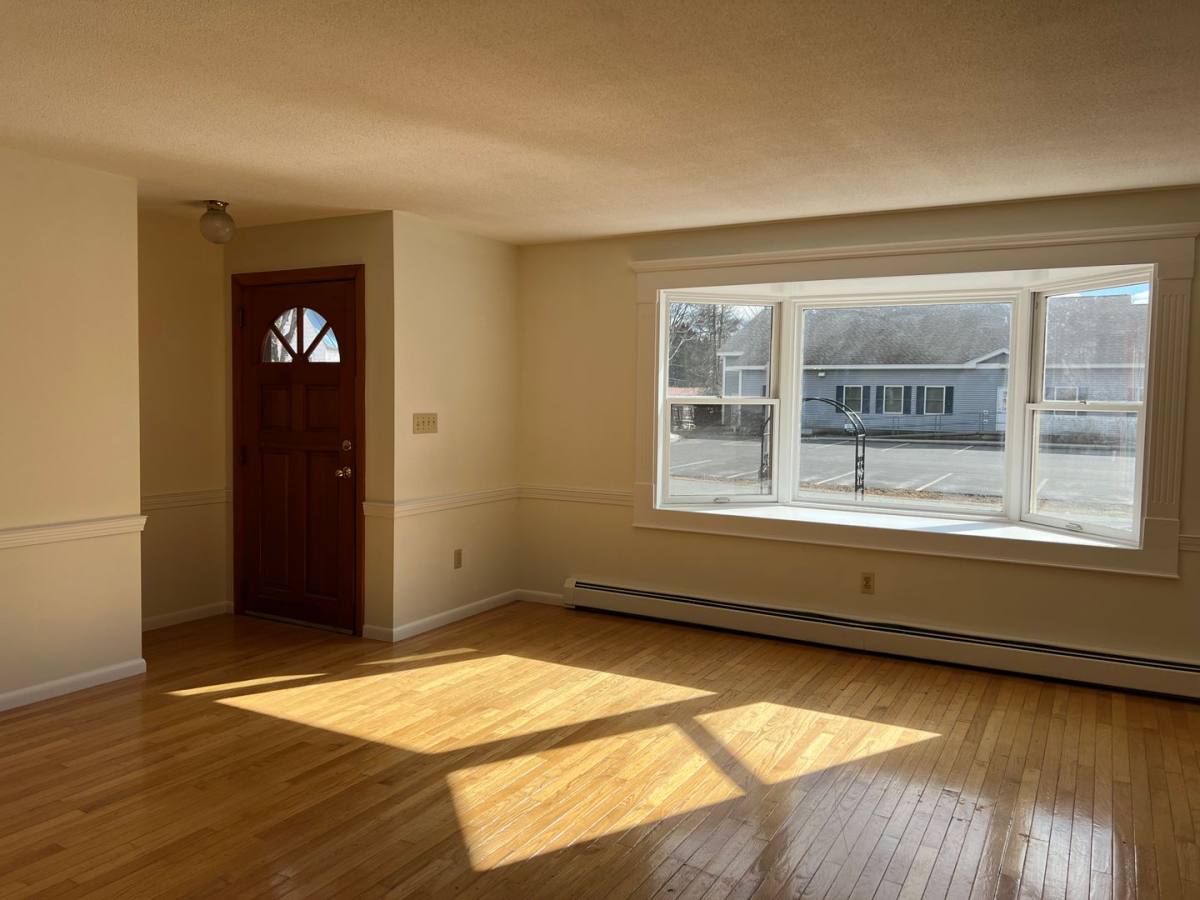 House for rent at 21 Devin St, White River Junction, VT 05001