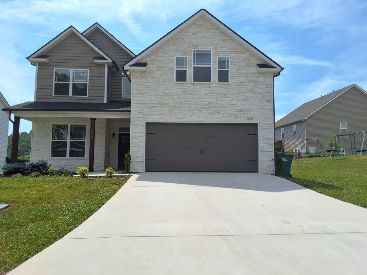 House for rent at 12668 Myrtle Ridge Lane, Knoxville, TN 37932