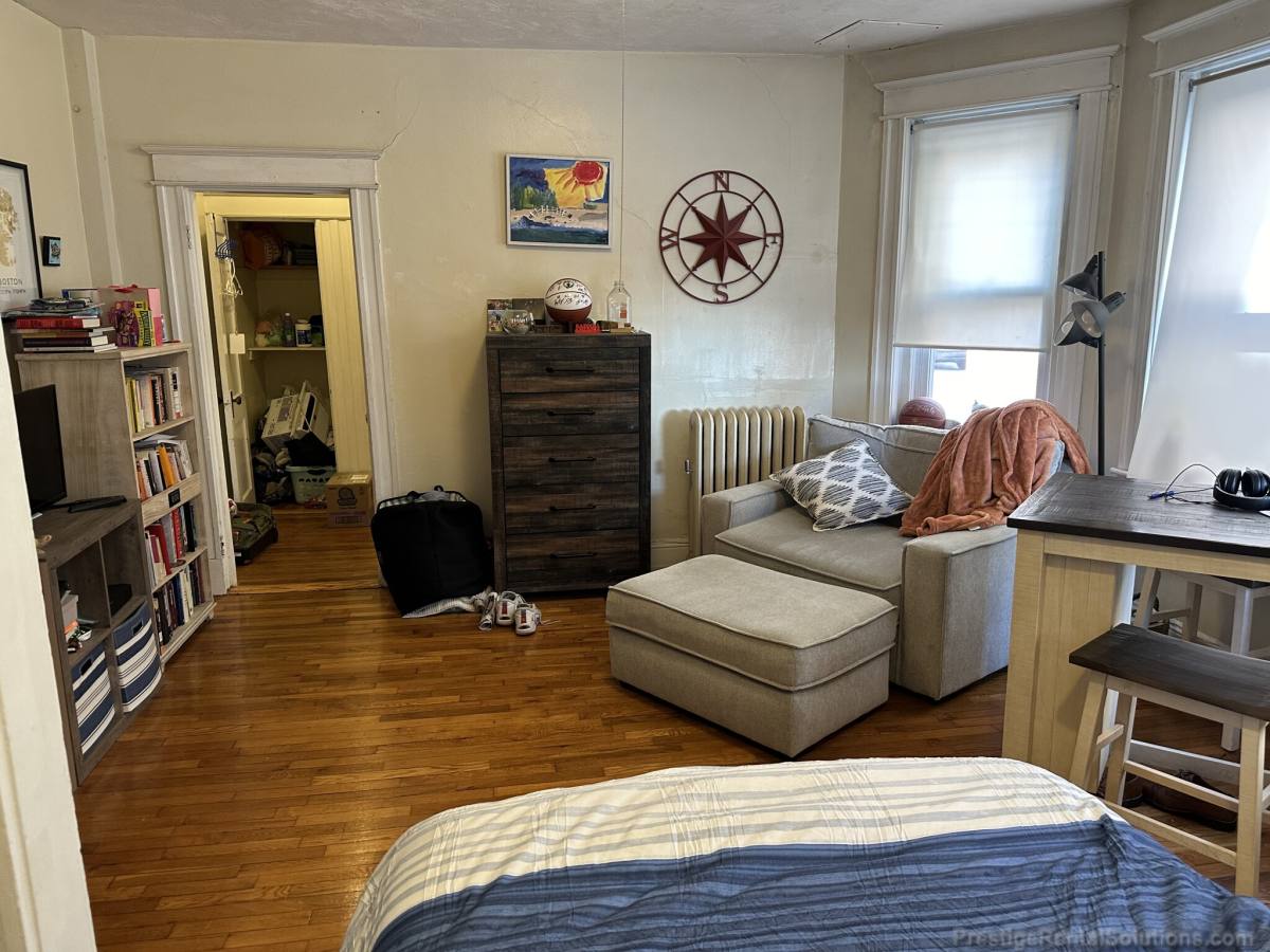 Apartment for rent at 217 Kelton St #3, Allston, MA 02134