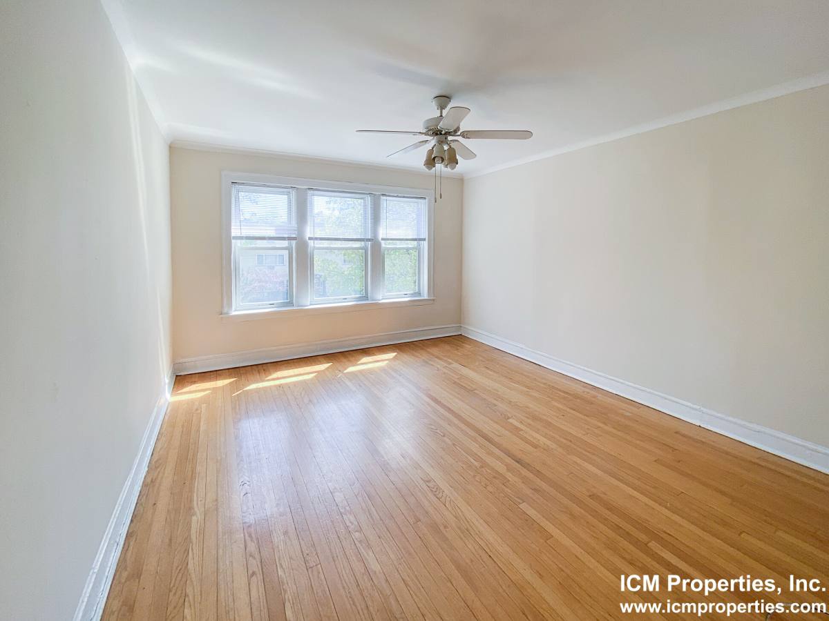 Apartment for rent at 5032 N Wolcott Ave #2, Chicago, IL 60640