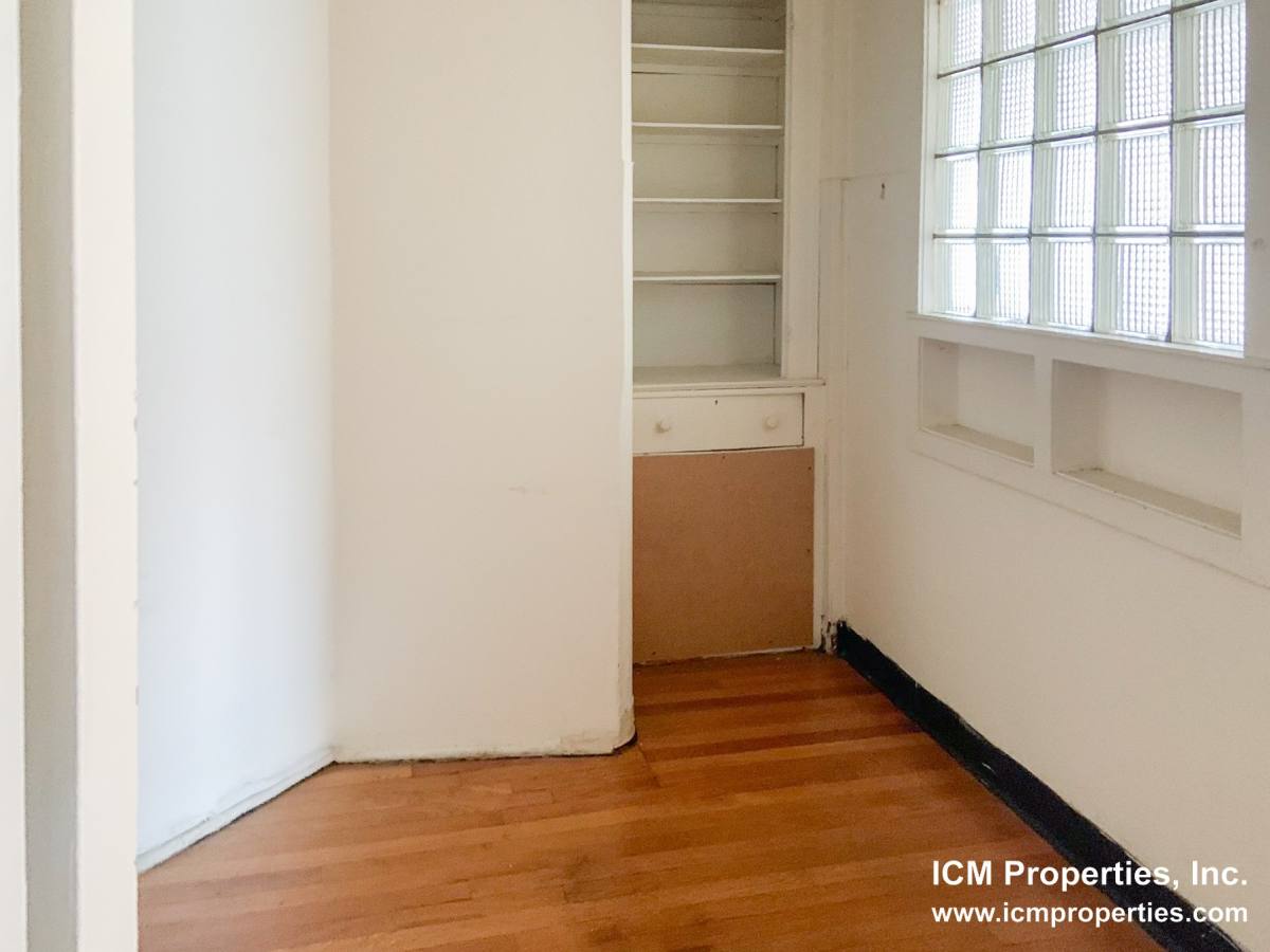 Apartment for rent at 1825 W Foster Ave #3, Chicago, IL 60640