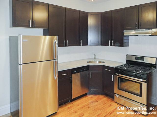 Apartment for rent at 3637 N Paulina St #2, Chicago, IL 60613