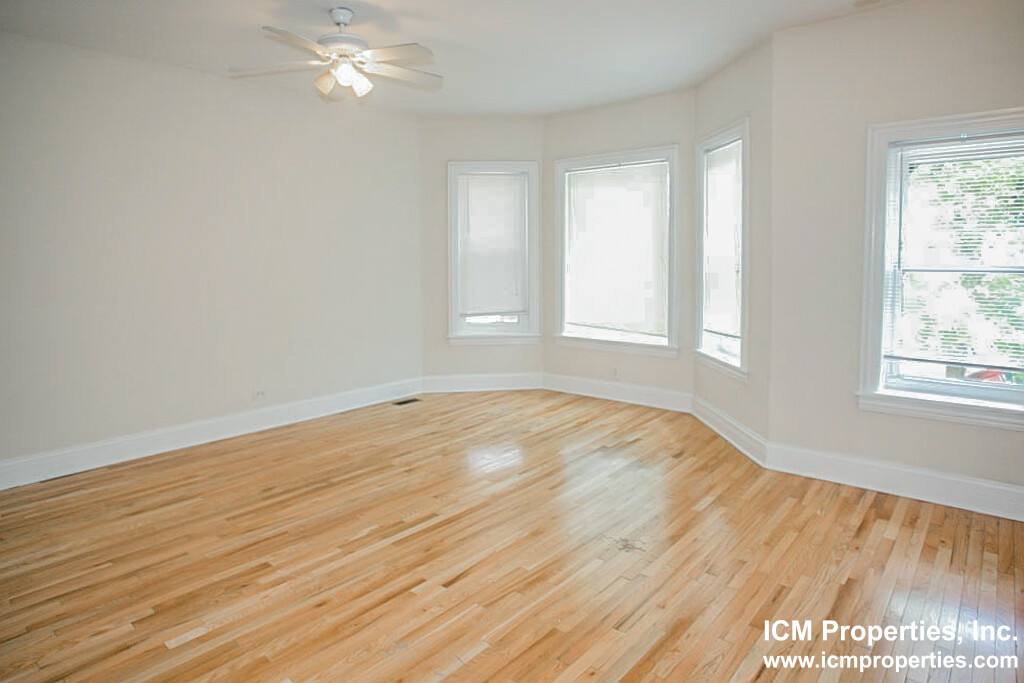 Apartment for rent at 3818 N Sheffield Ave #1, Chicago, IL 60613