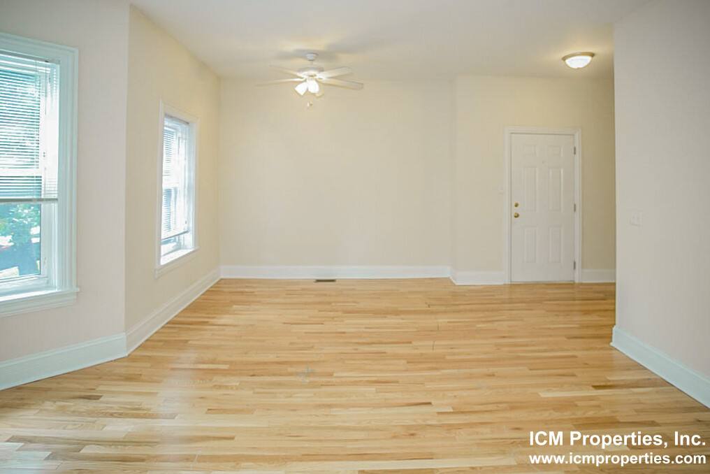 Apartment for rent at 3818 N Sheffield Ave #1, Chicago, IL 60613