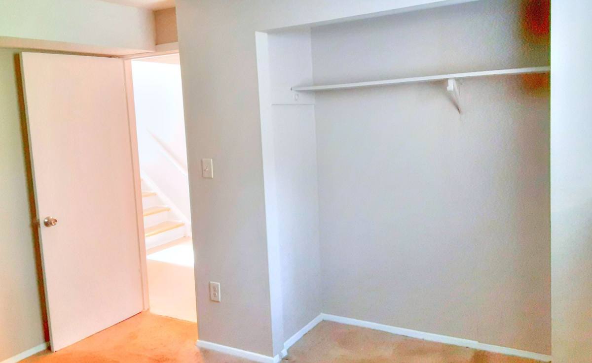 Townhouse for rent at 2421 Camellia Dr, Durham, NC 27705