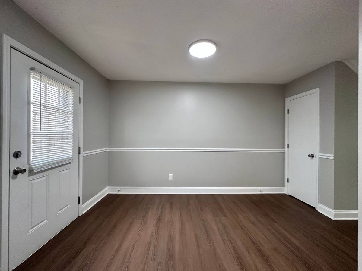 Townhouse for rent at 1918 Topside Rd, Louisville, TN 37777