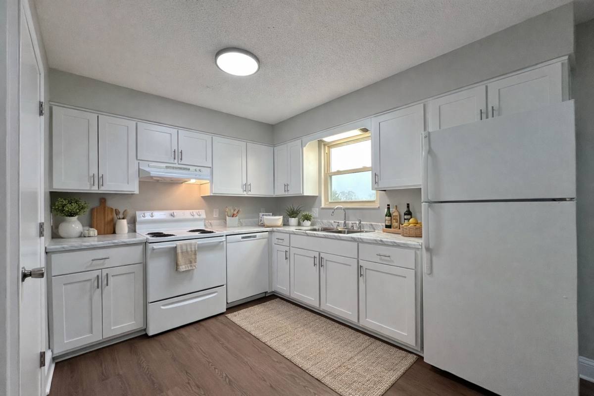 Townhouse for rent at 1918 Topside Rd, Louisville, TN 37777
