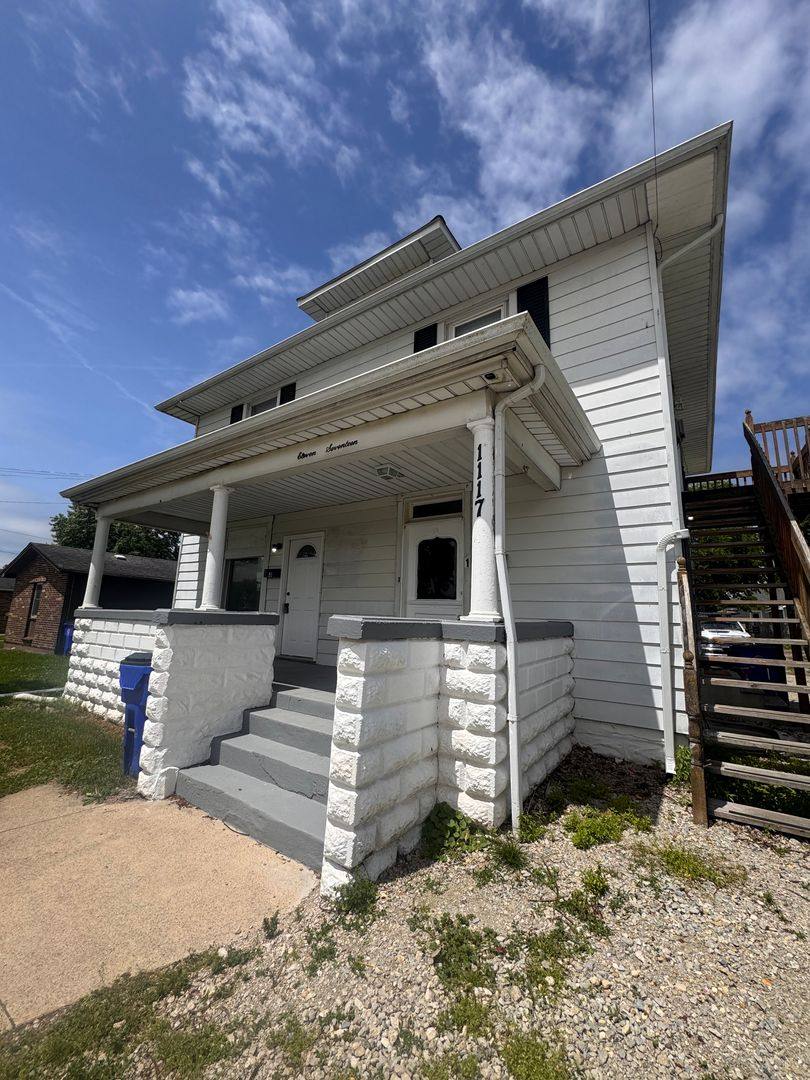 Apartment for rent at 1117 N B St, Hamilton, OH 45013