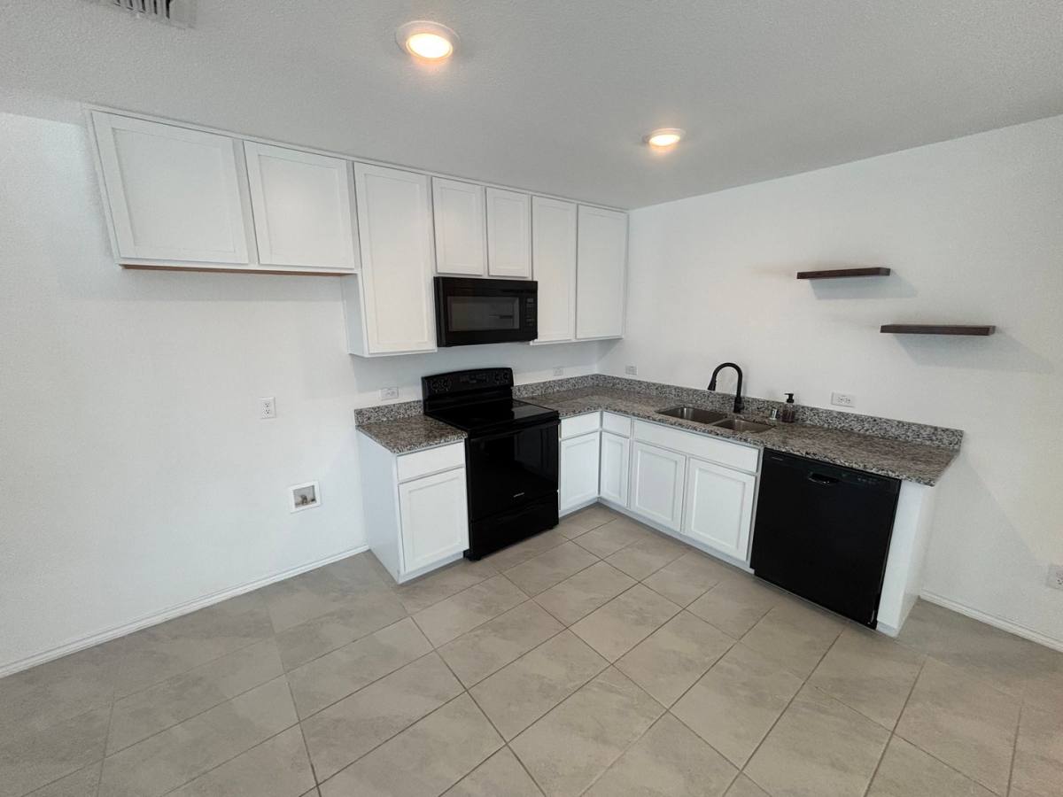 House for rent at 206 Sunflower St, Princeton, TX 75407
