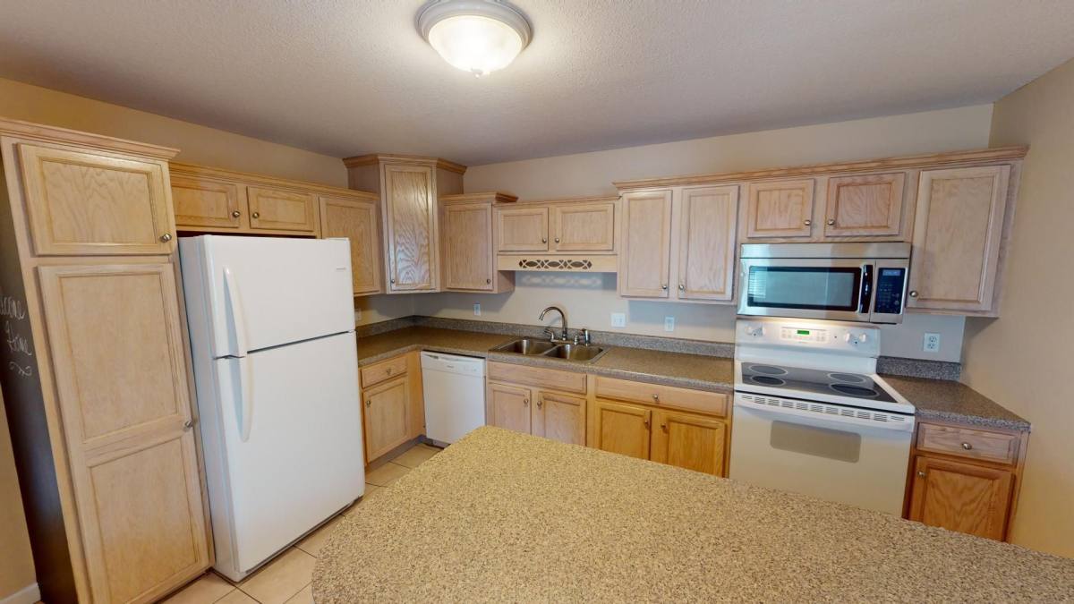 Apartment for rent at 3635 Indian Run Dr, Canfield, OH 44406