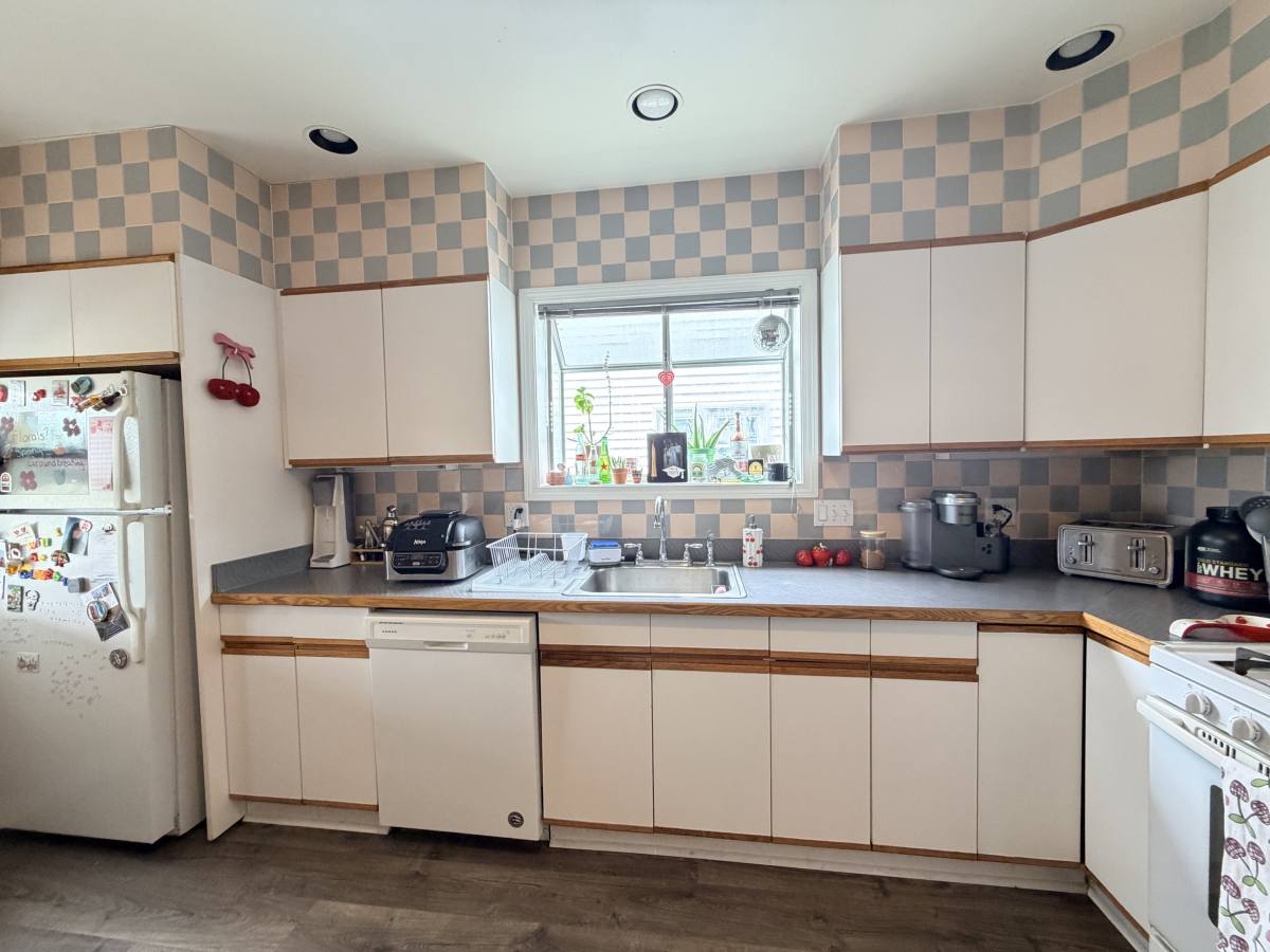 House for rent at 20 Windsor Rd #1, Medford, MA 02155