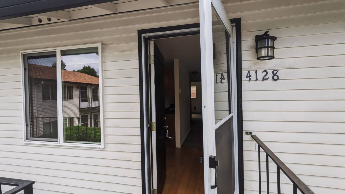 Apartment for rent at 4102-4128 SE Cesar Chavez Blvd, Portland, OR 97202