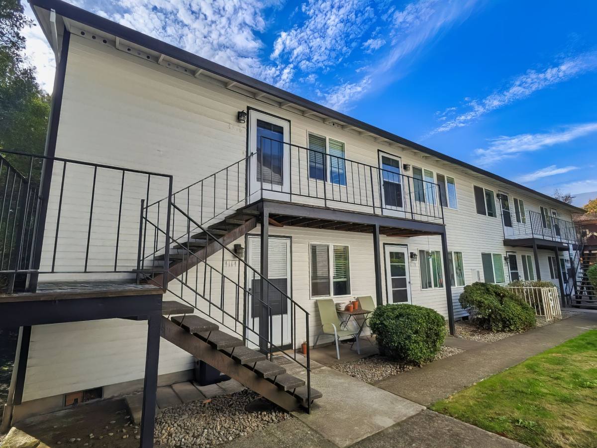 Apartment for rent at 4102-4128 SE Cesar Chavez Blvd, Portland, OR 97202