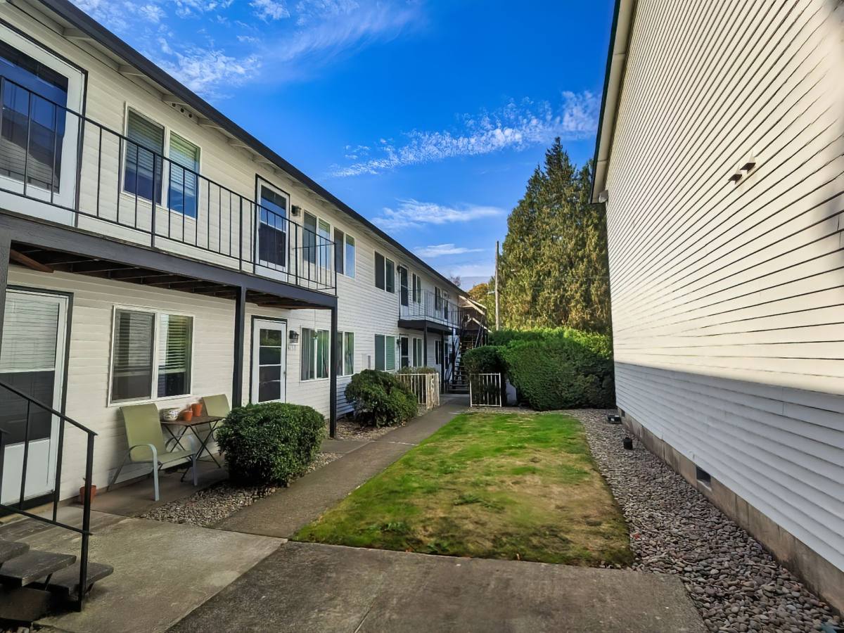 Apartment for rent at 4102-4128 SE Cesar Chavez Blvd, Portland, OR 97202