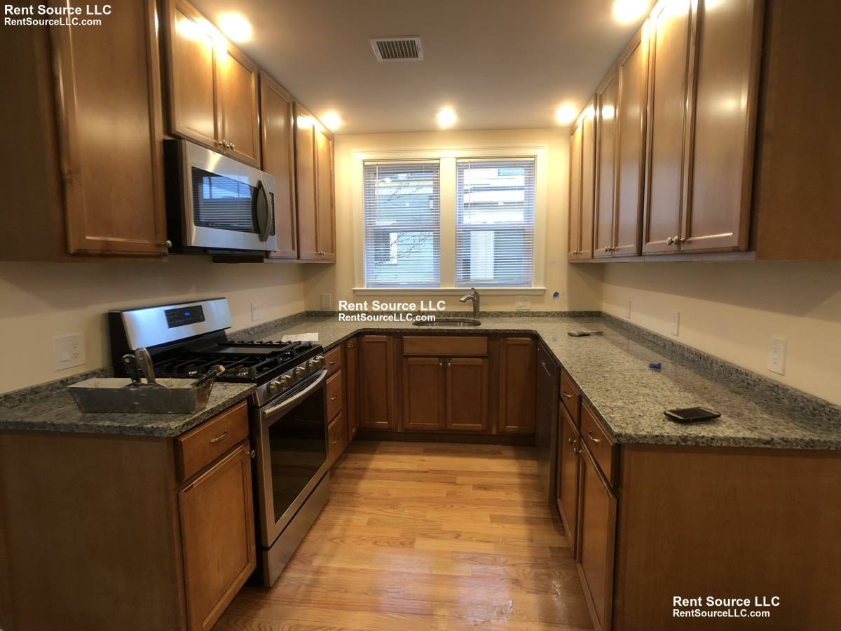 67 Temple St #1, Somerville, MA 02145