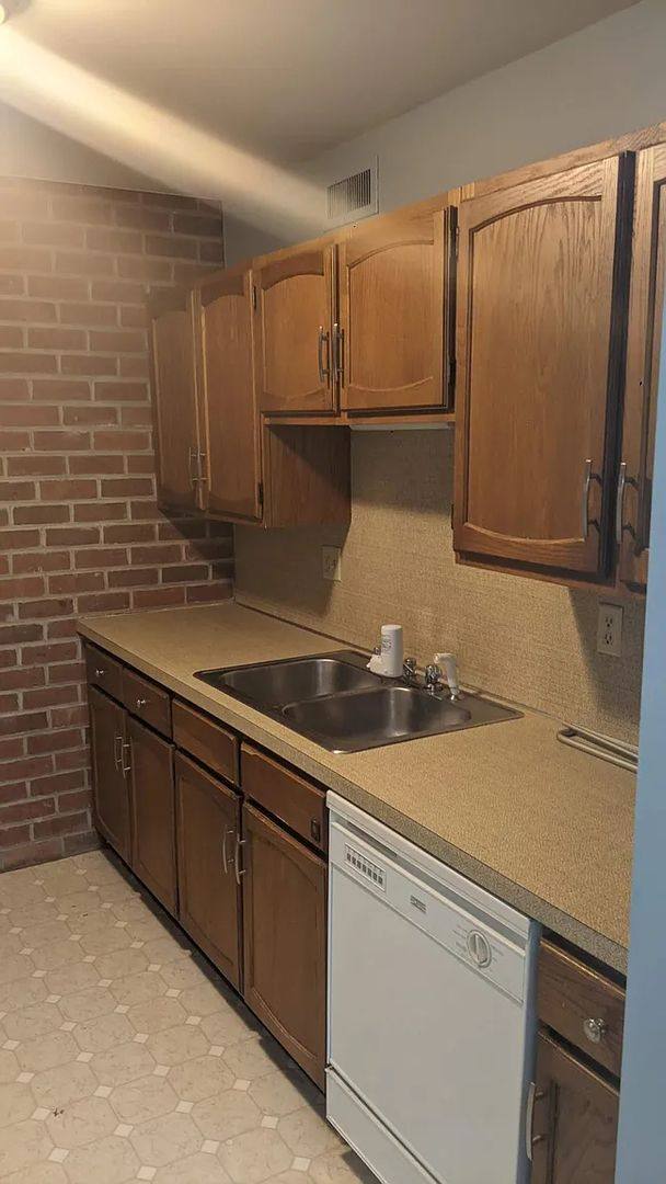 Apartment for rent at 910 Rhue Haus Lane, Hummelstown, PA 17036