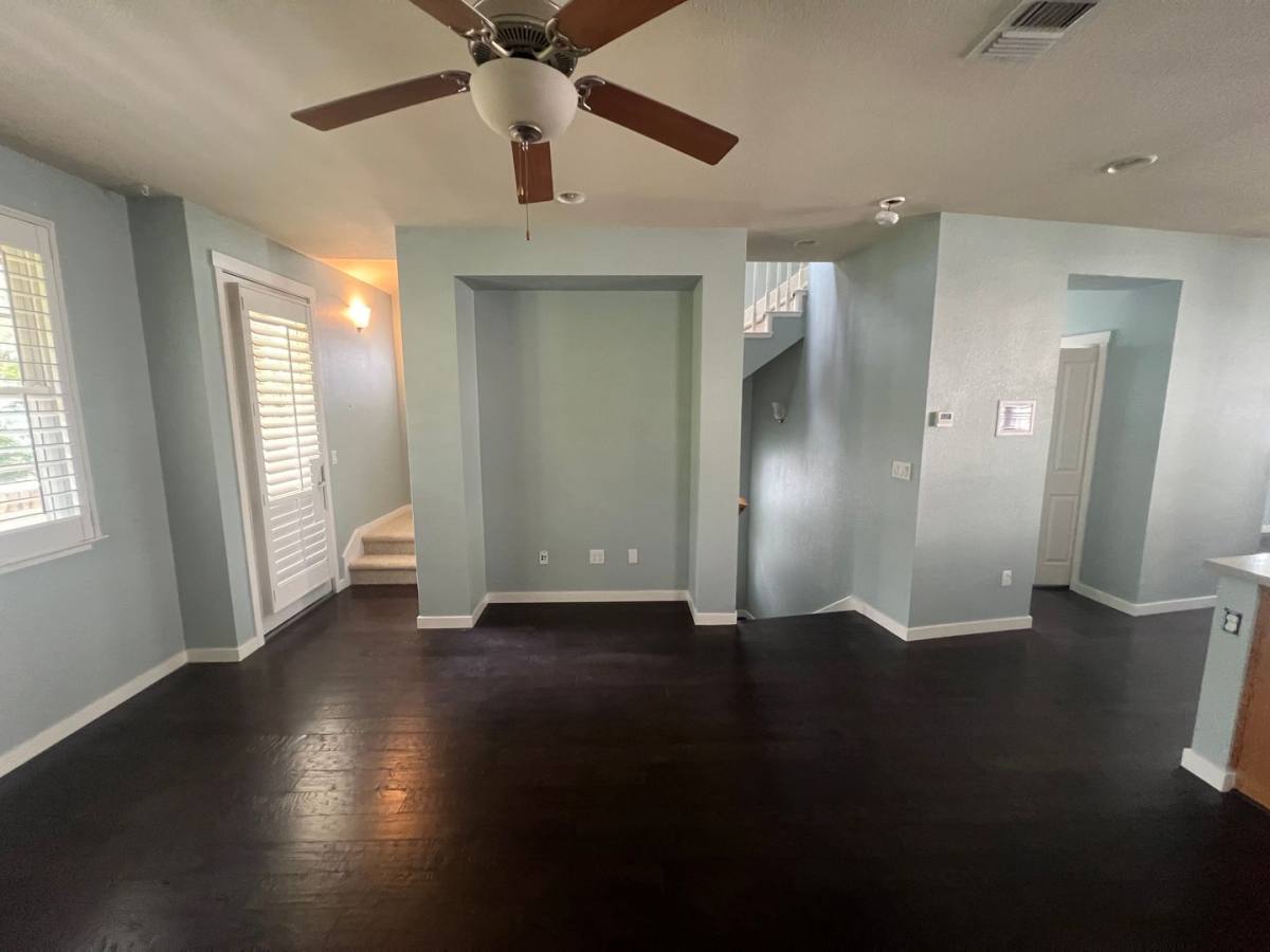Townhouse for rent at 221 Geary Way, Mountain View, CA 94041