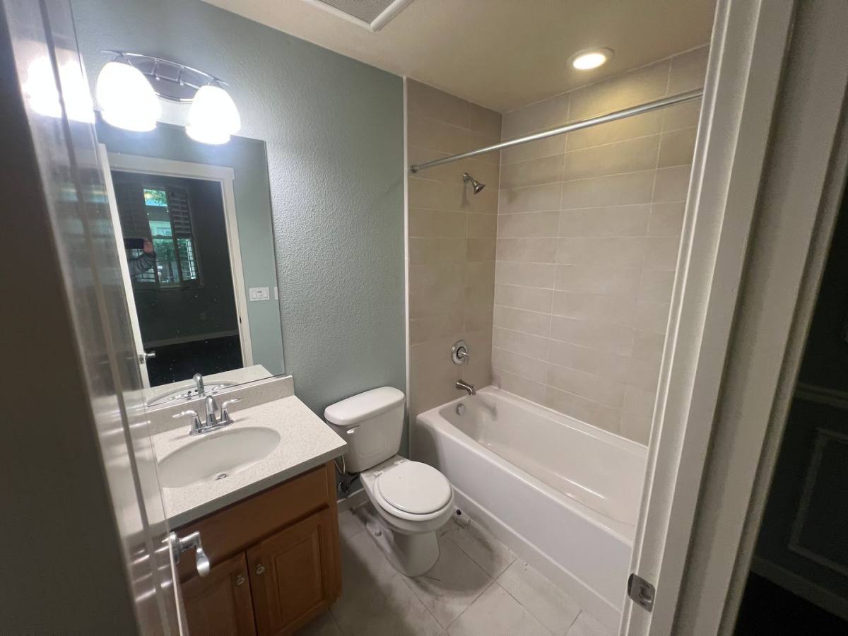 Townhouse for rent at 221 Geary Way, Mountain View, CA 94041