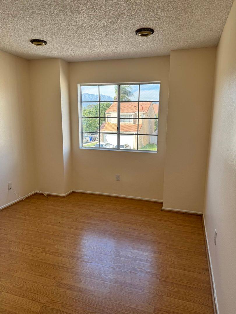 House for rent at 14661 Woodland Dr, Fontana, CA 92337