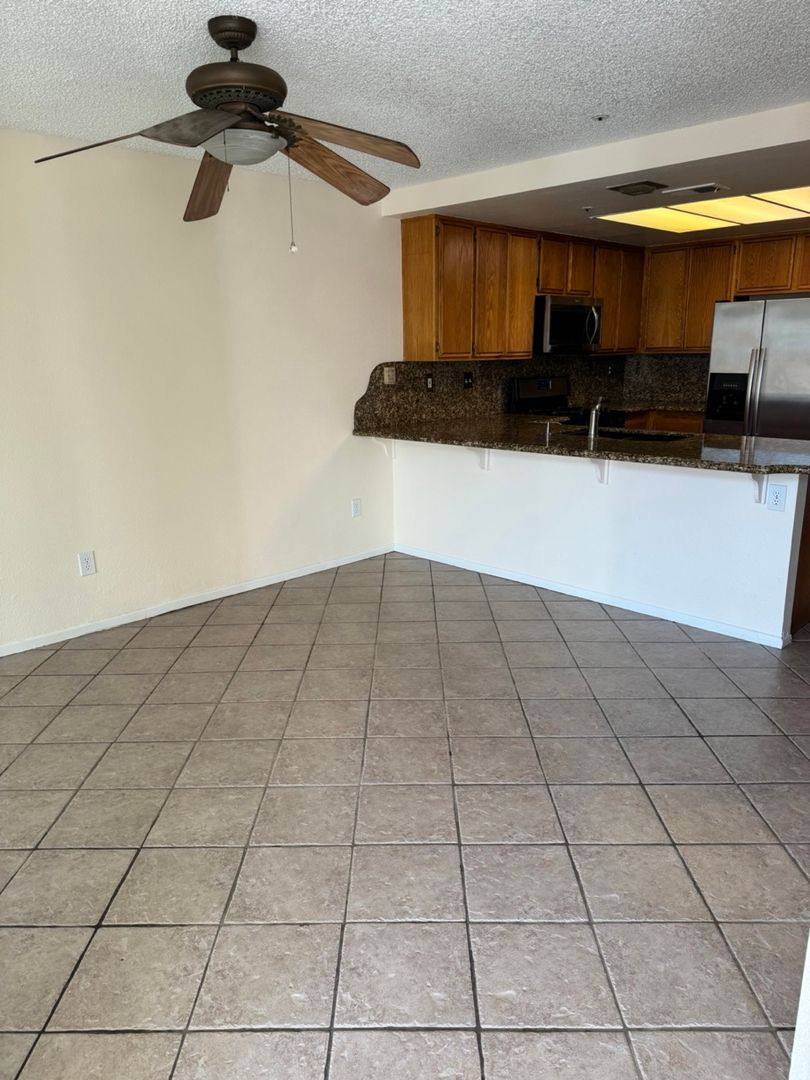 House for rent at 14661 Woodland Dr, Fontana, CA 92337