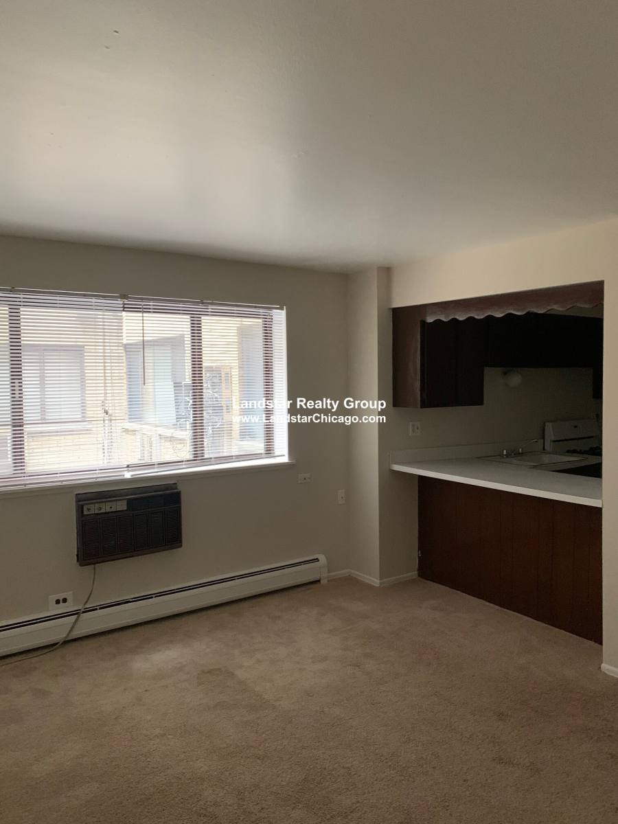 Apartment for rent at 5909 N Kenmore #207, Chicago, IL 60660