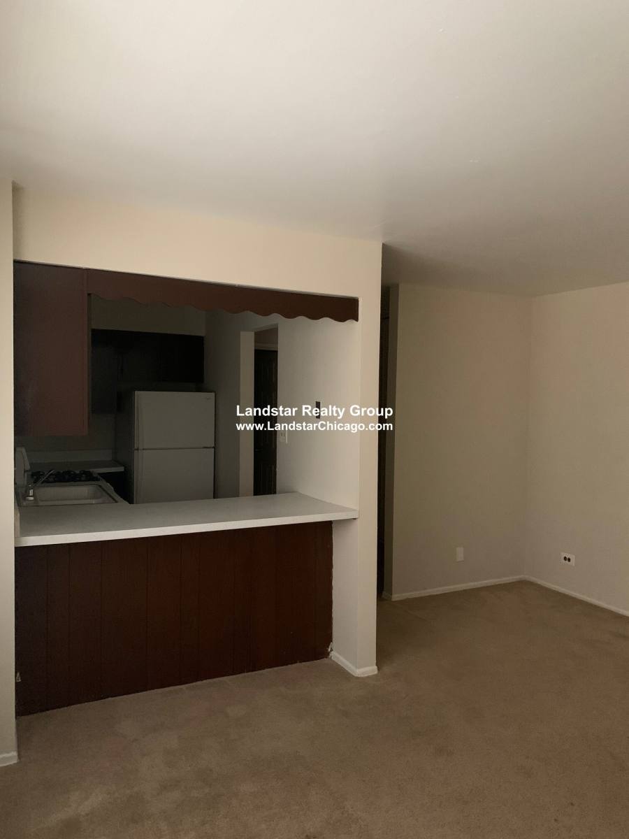 Apartment for rent at 5909 N Kenmore #207, Chicago, IL 60660