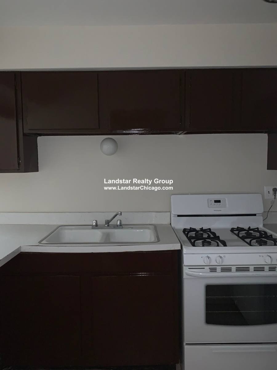 Apartment for rent at 5909 N Kenmore #207, Chicago, IL 60660